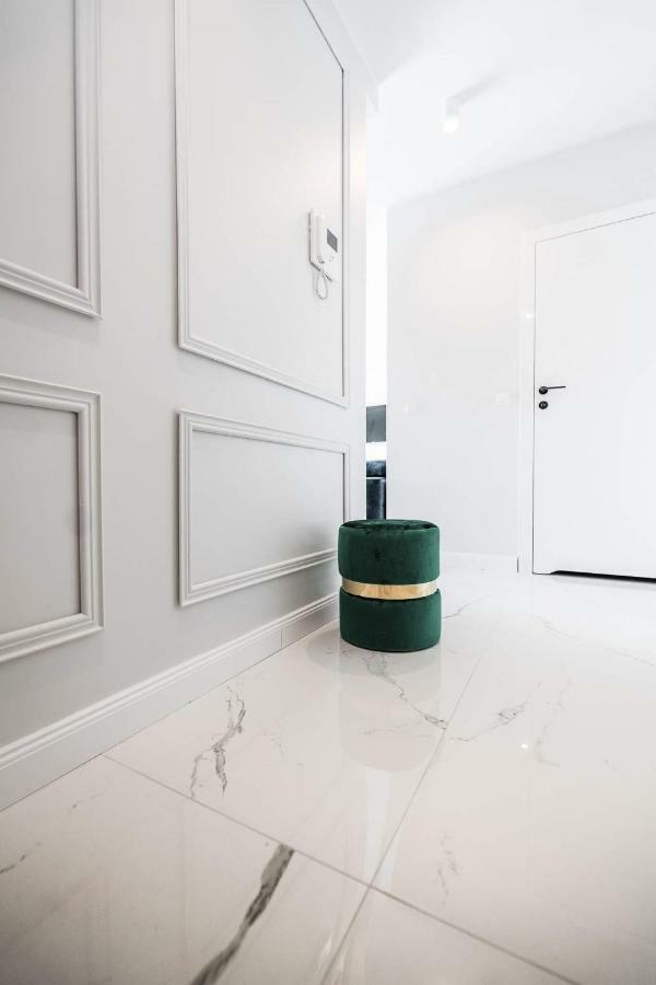Apartament Marcelin Gold Wes Quality Suite ポズナン エクステリア 写真